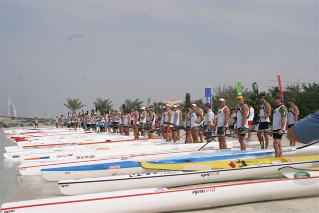 2006 Dubai Shamaal International Surf Ski race: The line up at the start 2006 Dubai Shamaal International Surf Ski race: The line up at the start