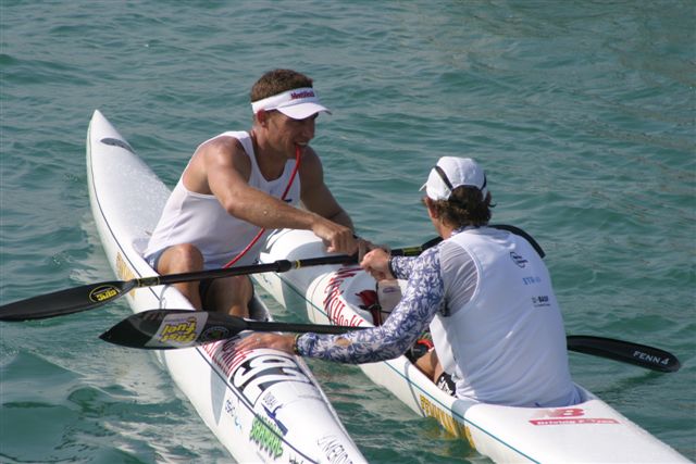 Daryl Bartho congratulates Dawid on his win Daryl Bartho congratulates Dawid on his win