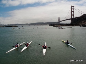 The Iconic Golden Gate Bridge - paddlers setting out before the 2010 race
