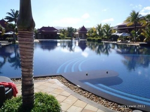 Funny how the word "paradise" keeps coming up in relation to Mauritus...