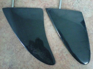 Fenn rudder (L) and Think rudder (R)