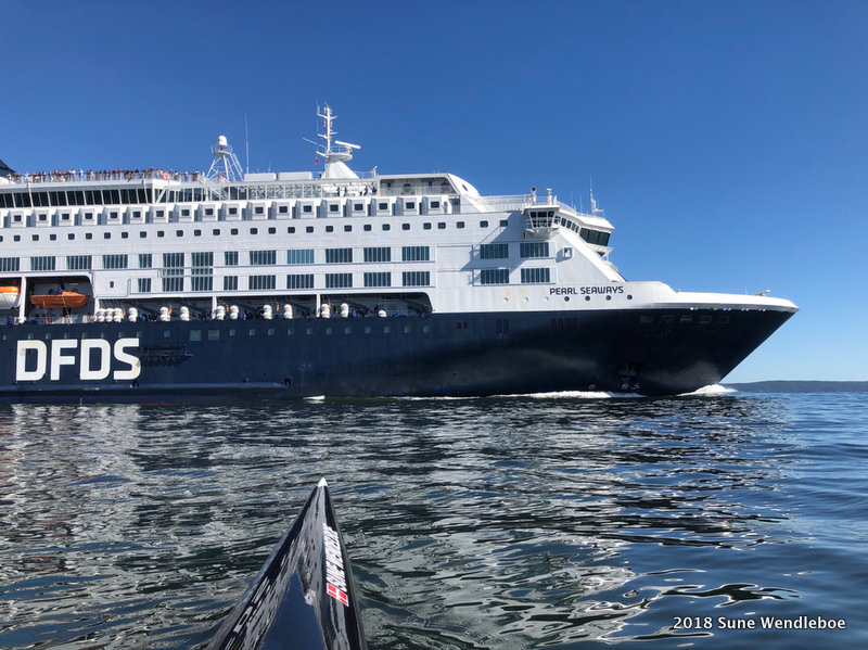 Wake riding